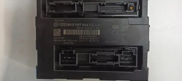 Audi A5 8T 8F Comfort/convenience module 8K0907064CC
