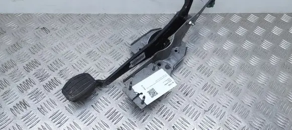 Peugeot 308 Brake pedal 9675406180