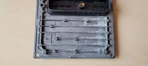 Ford Focus Engine control unit/module 4M5112A650HF S118934101F