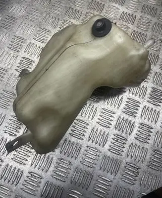 Mercedes-Benz E W211 Windshield washer fluid reservoir/tank 2118602160