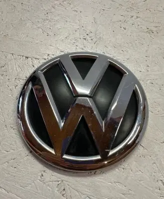 Volkswagen Touran II Manufacturer badge logo/emblem 1T0853630D