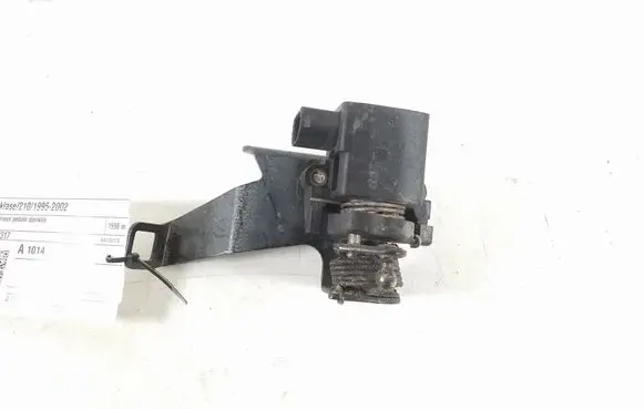 Mercedes-Benz E W210 Acceleration sensor A0125423317