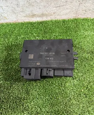 Volkswagen Tiguan Tow bar trailer control unit/module 5H2907383B 5H2907383