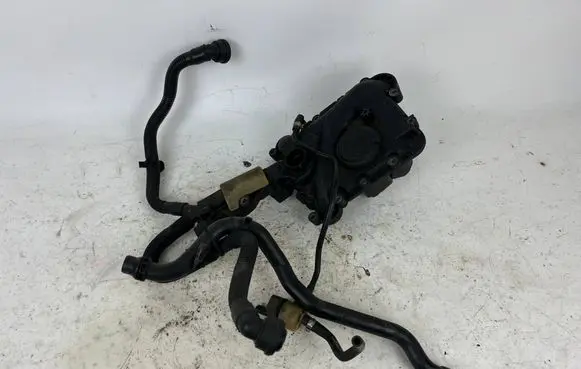 Audi A4 S4 B8 8K Oil breather separator 06E103547L