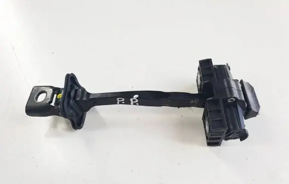 Volkswagen Taigo Front door check strap stopper