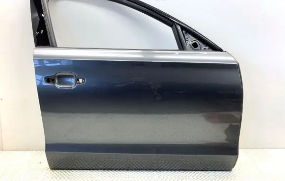 Audi A8 S8 D4 4H Front door 