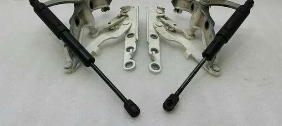 Mercedes-Benz S AMG W221 Engine bonnet/hood hinges A2218800328