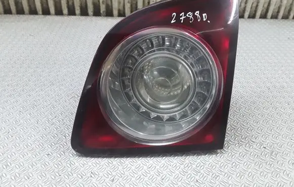 Volkswagen Golf Plus Tailgate rear/tail lights 5M0945094H