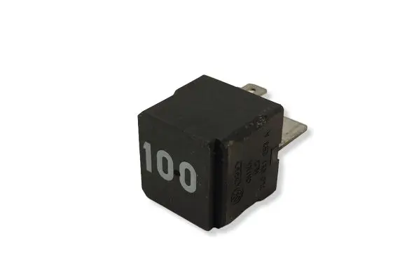 Volkswagen Golf V Other relay 7M0951253A