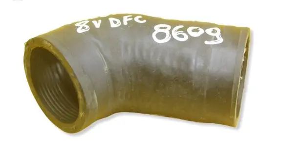Volkswagen PASSAT B8 Intercooler hose/pipe 04L131525D