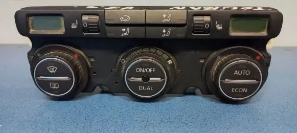 Volkswagen Touran I Climate control unit 74641471
