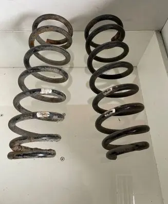 Toyota Corolla Verso AR10 Rear coil spring