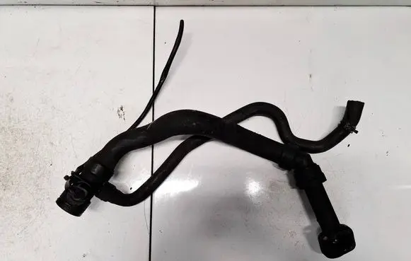 Audi A6 S6 C5 4B Engine coolant pipe/hose 06B121121