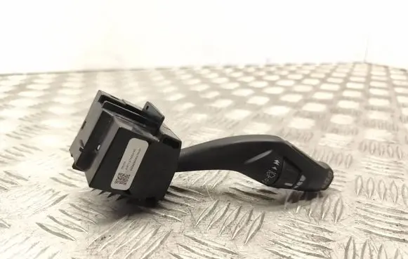 Ford Focus Wiper control stalk AV6T17A553AC FBYDA 150617AACH
