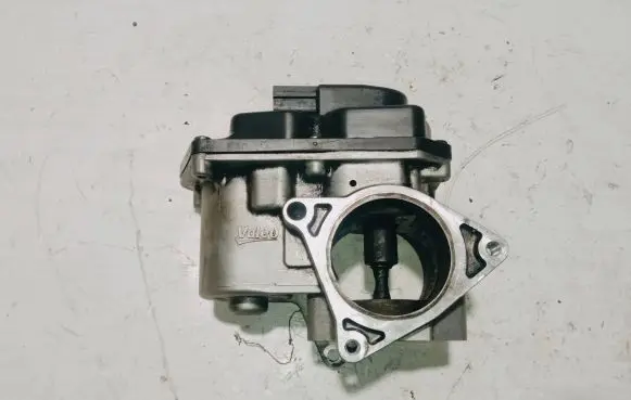Audi A4 S4 B8 8K EGR valve 2297GF304
