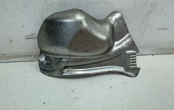 Volvo XC60 Heat shield in engine bay 31431799