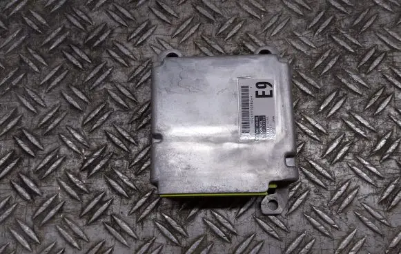 Toyota Prius (XW20) Airbag control unit/module