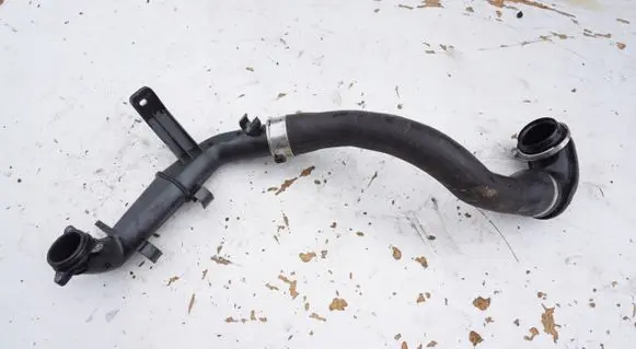 Chevrolet Captiva Air intake hose/pipe