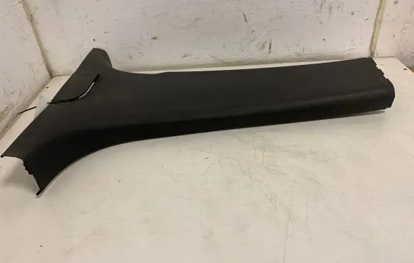 Volkswagen Touran I (B) pillar trim (bottom) 1T0867297F 1T0867297D
