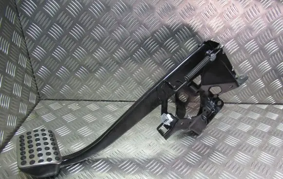 Mercedes-Benz Metris W447 Accelerator throttle pedal 