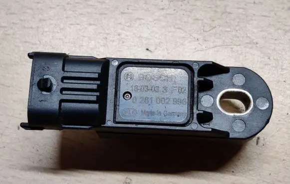 Dacia Duster Turbo air boost pressure sensor 