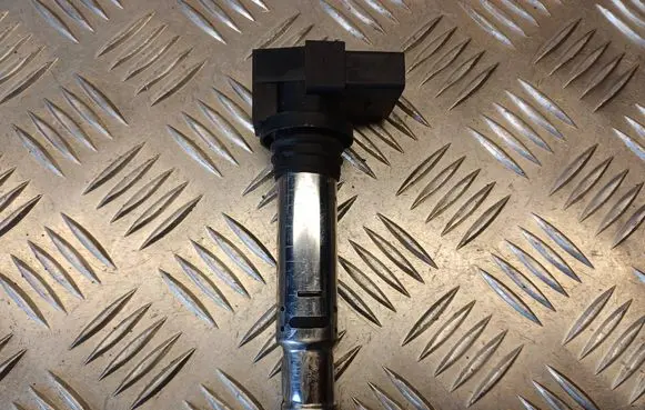 High voltage ignition coil