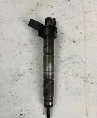 BMW 5 E60 E61 Fuel injector 780542801