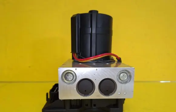 Mercedes-Benz SLK R170 ABS Pump 0034310312 10.0208-0354.2