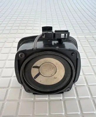 Audi A8 S8 D3 4E Front door speaker 288851001 G73036