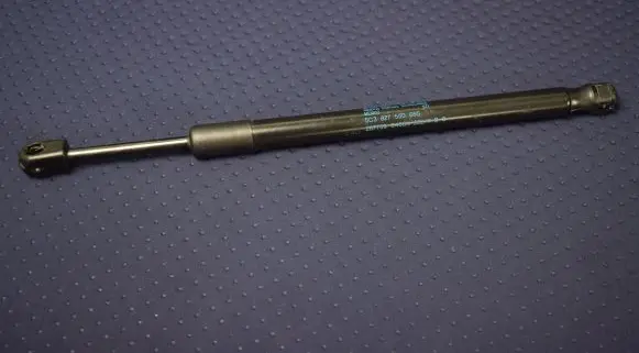 Volkswagen Beetle A5 Tailgate/trunk strut/damper 5C3827550