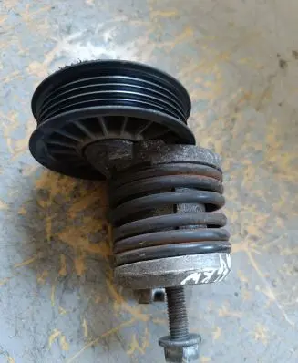 Audi A4 S4 B5 8D Alternator belt tensioner 