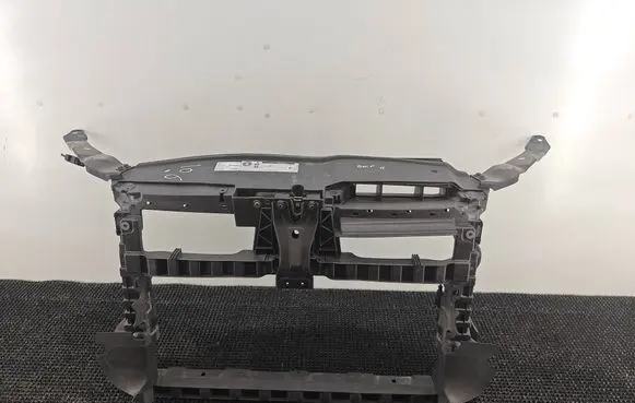 Volkswagen Golf VI Radiator support slam panel