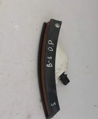 Volkswagen PASSAT B6 Rear/tail lights 953042J
