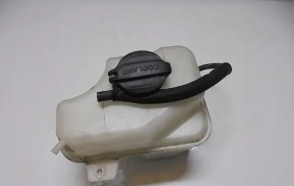 KIA Optima Coolant expansion tank/reservoir 25430-2T000