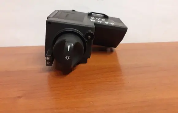 Mercedes-Benz E W210 Light switch 5242 2105451504