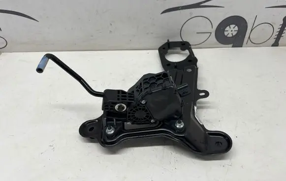 Toyota RAV 4 (XA50) Accelerator throttle pedal 7811033131 2701001030
