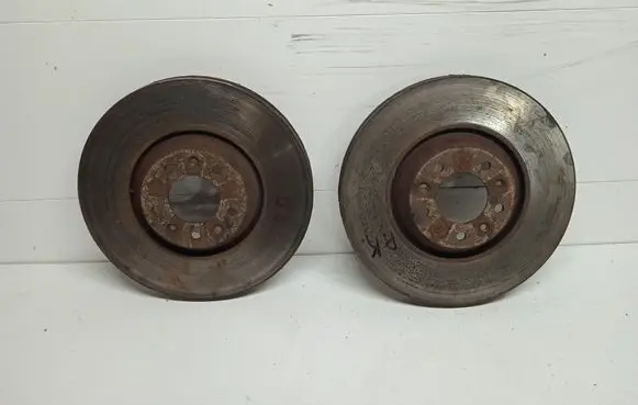Peugeot 607 Front brake disc