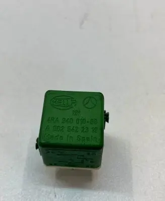 Mercedes-Benz SL R129 Other relay 0025422319 A0025422319