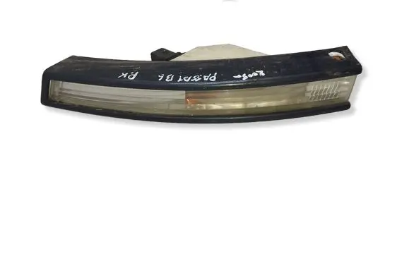 Volkswagen PASSAT B6 Front indicator light 3C0807718A