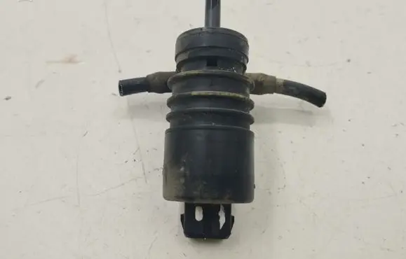 Opel Zafira A Windscreen/windshield washer pump