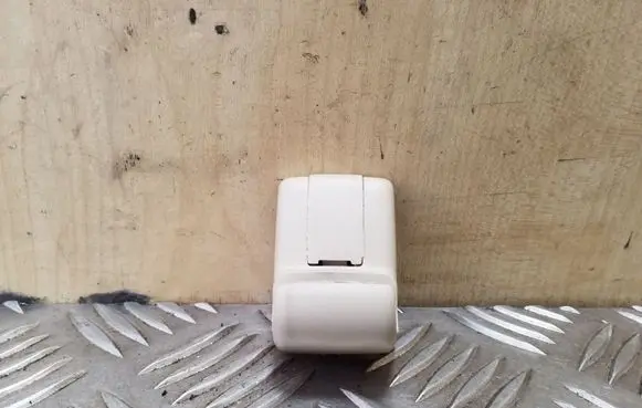 Sun visor clip/hook/bracket