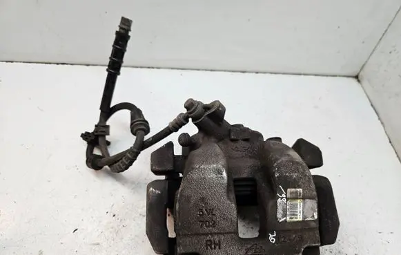 Peugeot 3008 II Front brake caliper 9830798780