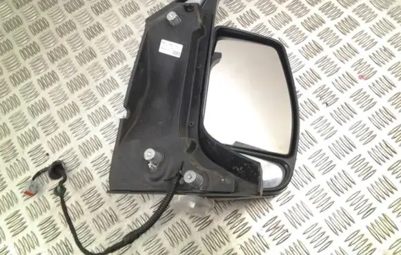 Front door electric wing mirror