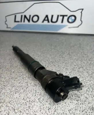 BMW 5 E39 Fuel injector 7785984 0445110047