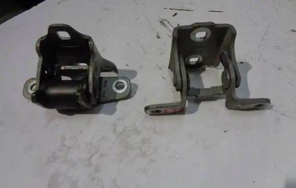 Opel Meriva B Front door hinge set 