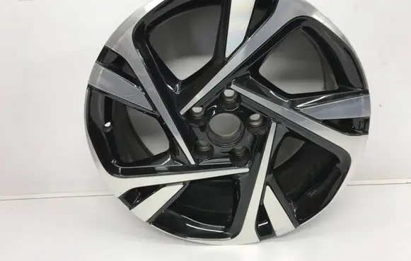 Toyota Auris 150 R18 alloy rim CMS1305-6