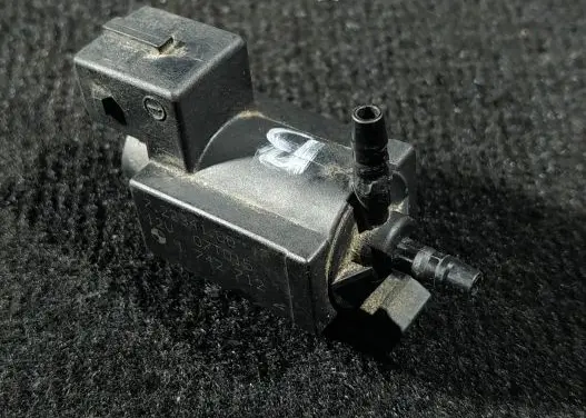 Renault Scenic II - Grand scenic II Turbo solenoid valve 1742712 72234100 07T015