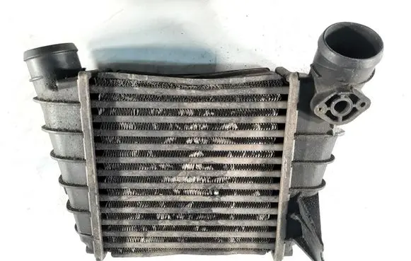 Volkswagen Polo IV 9N3 Intercooler radiator 6Q0145804A