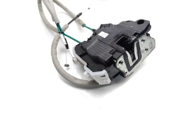 SsangYong Tivoli Front door lock 71210-35000