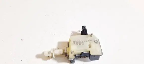 Volkswagen Golf Plus Central locking motor 5m0810773 1k5959782